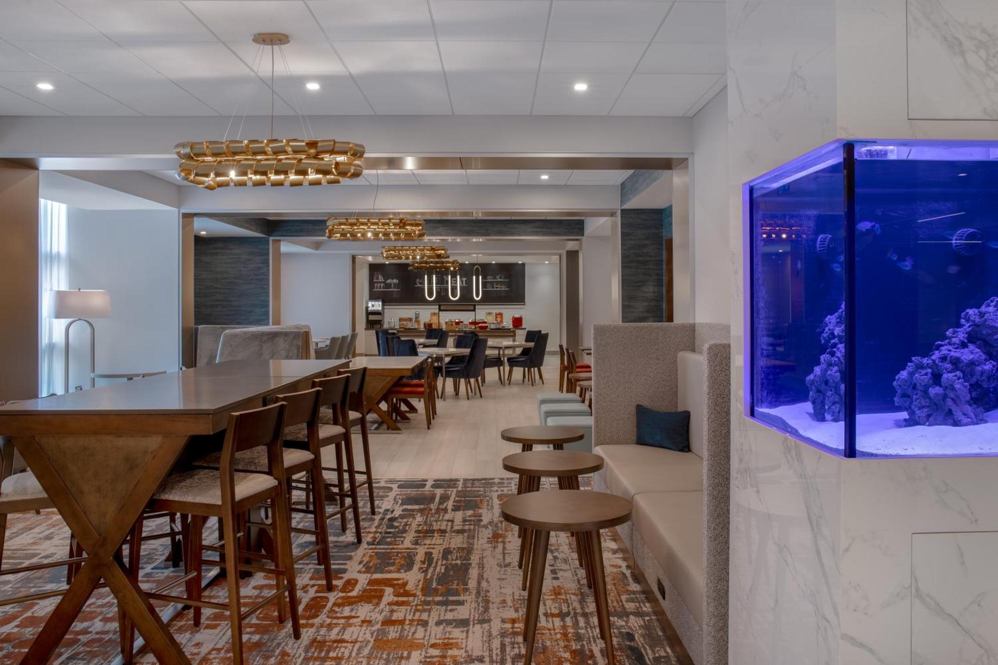Hampton Inn By Hilton Winnipeg Downtown Eksteriør bilde